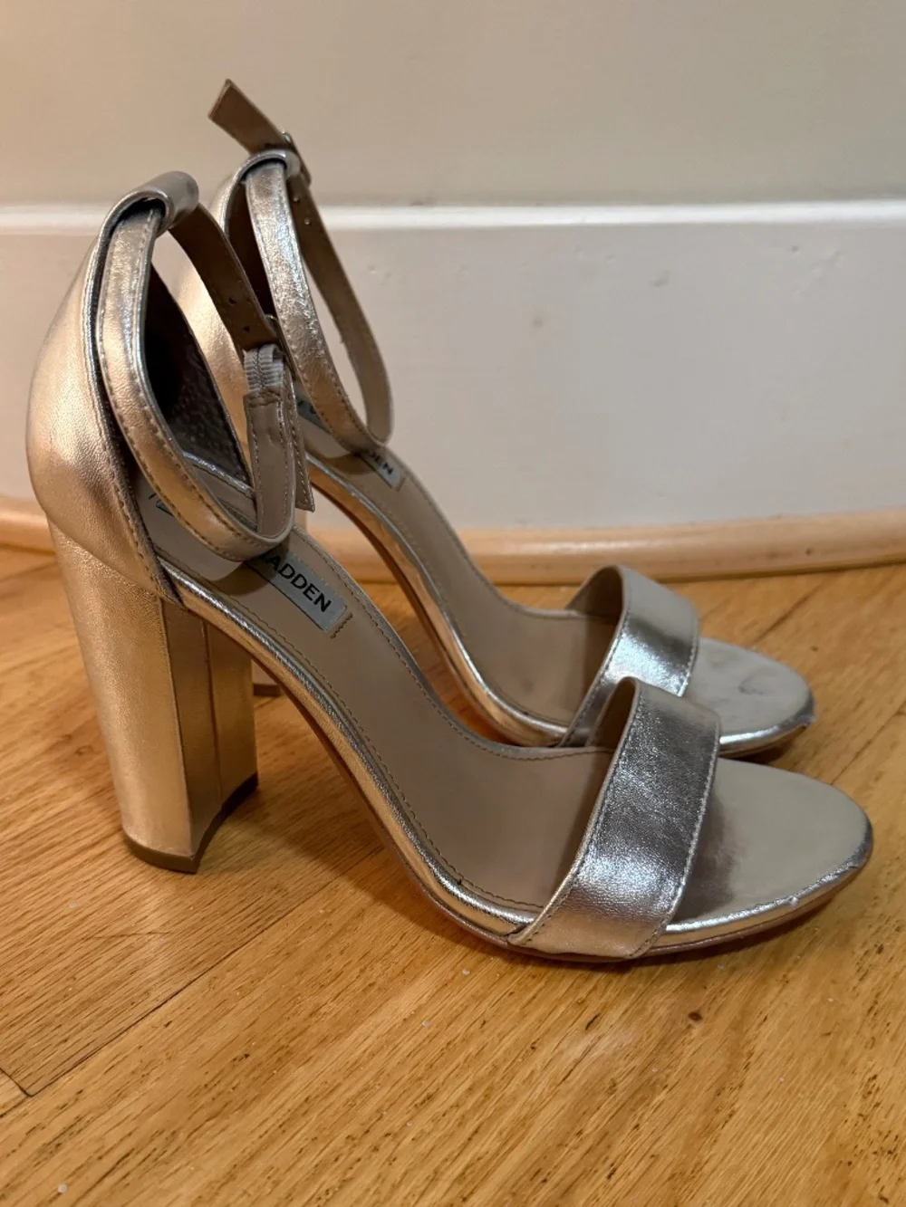 Steve Madden steve madden